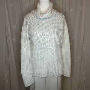 Cozy White Chunky Knit Turtleneck Sweater